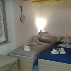 divino-in-centro-holiday-home-cioffi.hotels-amalfi.com/